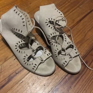 Mossimo women’s gladiator chunky heel dress shoes size 7 good condition